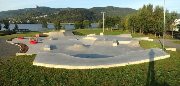 Beton-Skatepark in Lillehammer (Norwegen)