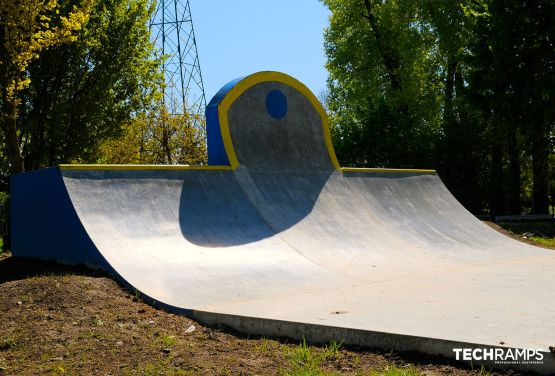 Skatepark en la Escuela Primaria 78 - Calle Łuczanowicka - Cracovia