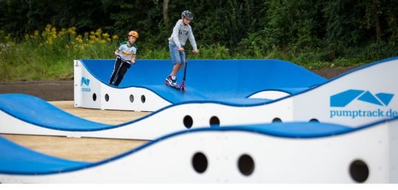 Pumptrack aus Polyethylen