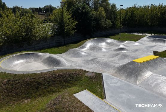 Skatepark & pumptrack betonowy w Mińsku Mazowieckim