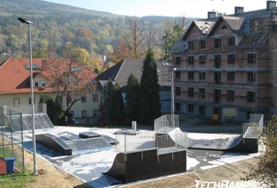 Vista en skatepark en Świeradów-Zdrój